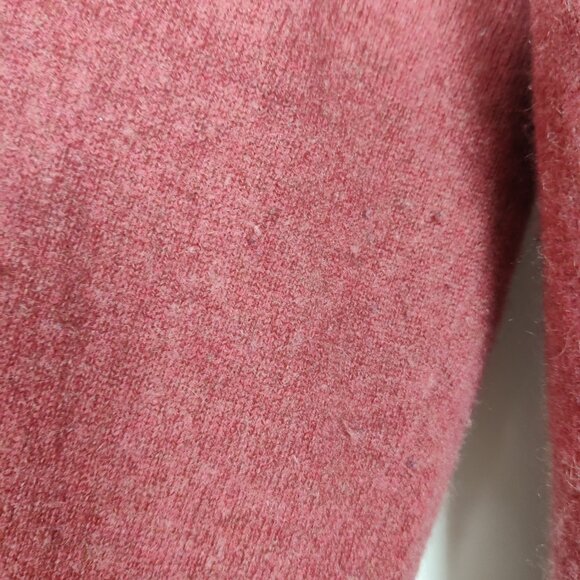 Suseg Men's V-neck 100% Cashmere Sweater Light Red Size Large Made in Mongolia - Picture 4 of 9
